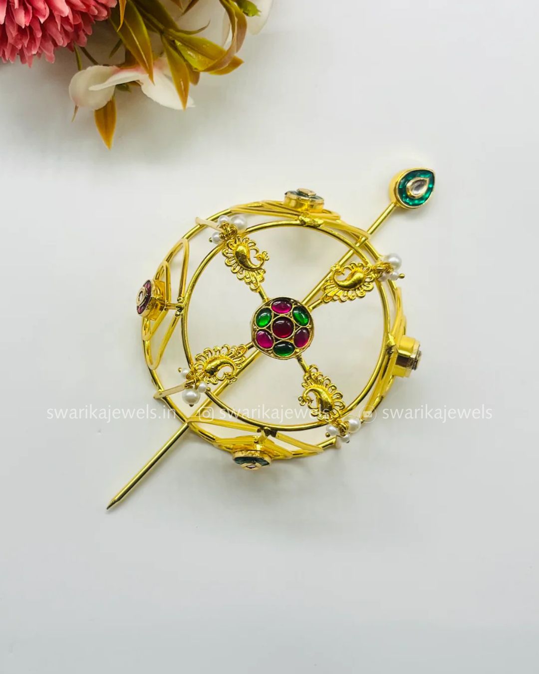 Pink and Green Gold Bun (metal)